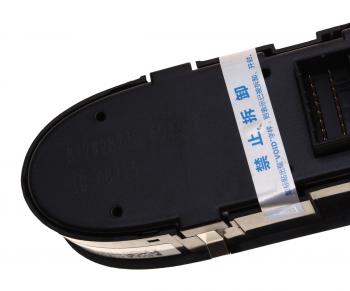 2 269 р. Блок управления SITRAK HOWO стеклоподъемником правой двери OE SITRAK 812w28230-6012  с доставкой в г. Воронеж. Увеличить фотографию 3