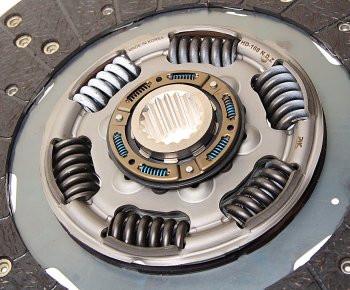 26 799 р. Диск сцепления HYUNDAI HD120 (17-) дв.D6GA (T85S6) (395мм) ведомый VALEO PHC VALEO PHC hd-168  с доставкой в г. Воронеж. Увеличить фотографию 3