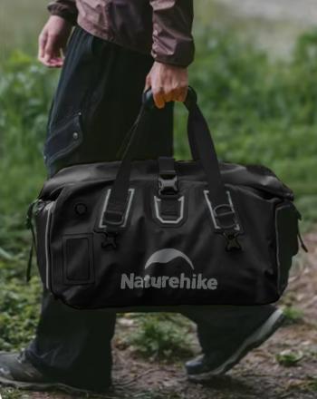 6 549 р. Гермосумка Naturehike 40 л ПВХ (черная)  cnk2450xb015-40b  с доставкой в г. Воронеж. Увеличить фотографию 10