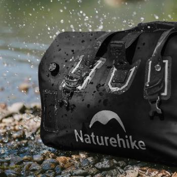 6 549 р. Гермосумка Naturehike 40 л ПВХ (черная)  cnk2450xb015-40b  с доставкой в г. Воронеж. Увеличить фотографию 9