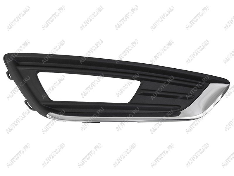 479 р. Правая оправа ПТФ SAT Ford Focus 3 седан рестайлинг (2014-2019) (молдинг хром)  с доставкой в г. Воронеж