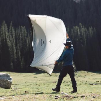 23 449 р. Палатка Naturehike Cloud Up tents UL Si 2-местная, алюминиевый каркас, серая  cnk2450ws017-g2  с доставкой в г. Воронеж. Увеличить фотографию 5