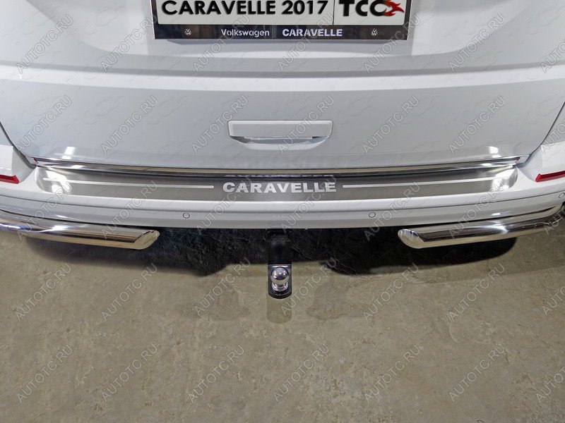5 999 р. Накладка на задний бампер (лист шлифованный надпись Caravelle)  vwcarav1704  с доставкой в г. Воронеж