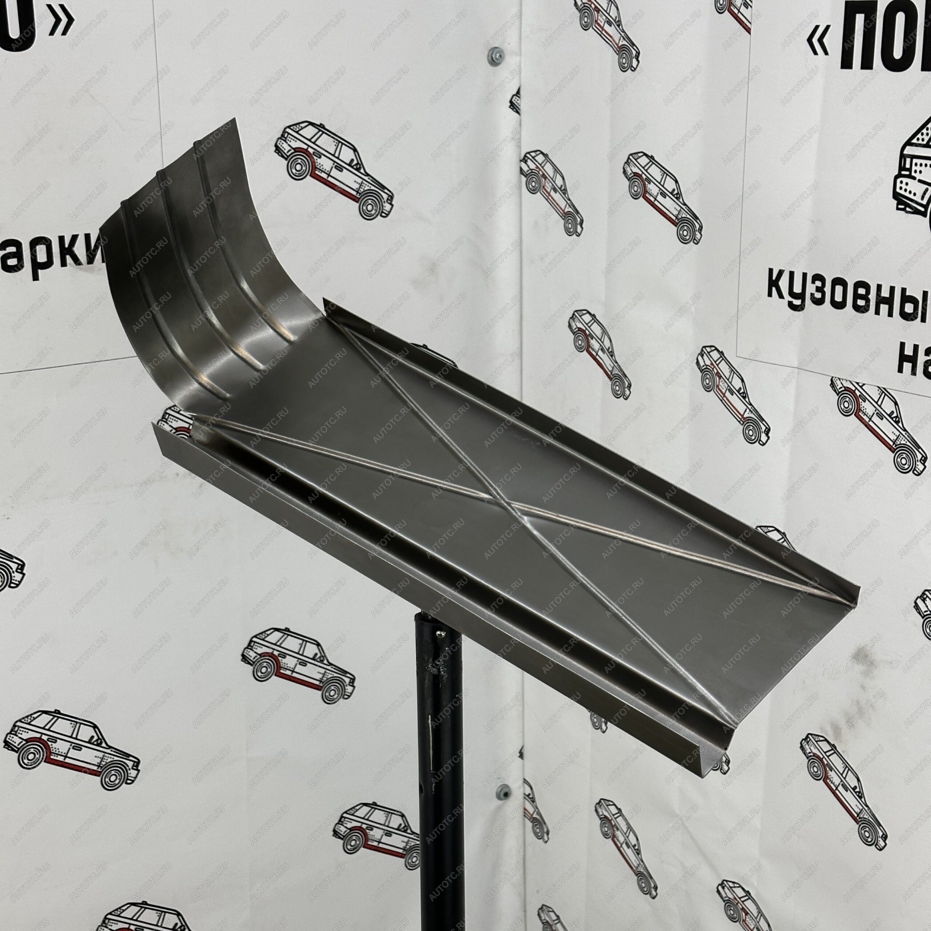 3 399 р. Подножка Ford Transit 7 короткая база  urhvz  с доставкой в г. Воронеж