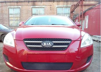 Защита радиатора Стрелка11 Стандарт KIA Ceed 1 ED дорестайлинг, хэтчбэк 5 дв. (2006-2010) (черная)