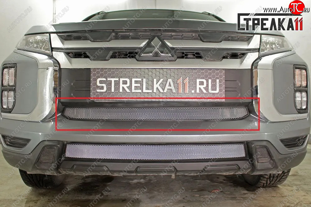 2 569 р. Защитная сетка в бампер (центр, ячейка 3х7 мм) Alfeco Стандарт  Mitsubishi ASX (2019-2025) 3-ий рестайлинг (Хром)  с доставкой в г. Воронеж