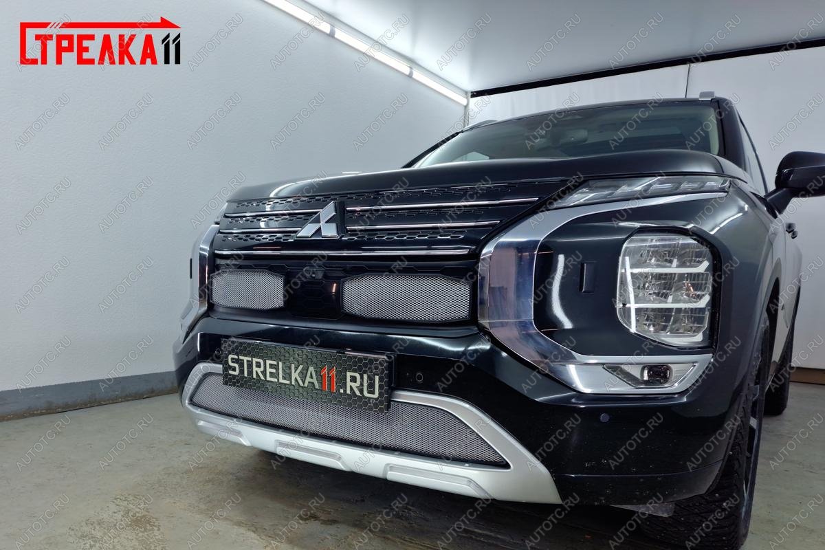 7 649 р. Защита радиатора (3 части, с парктроником) Стрелка11 Стандарт  Mitsubishi Outlander  GF (2018-2022) 3-ий рестайлинг (хром)  с доставкой в г. Воронеж