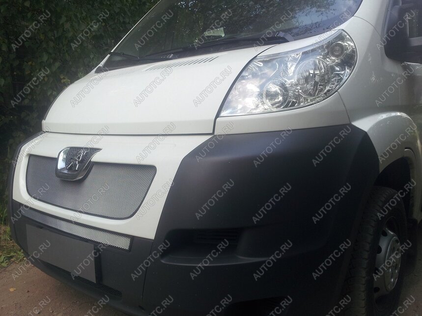 2 799 р. Защита радиатора (середина) Стрелка11 Стандарт  Peugeot Boxer  250 (2006-2014) (хром)  с доставкой в г. Воронеж