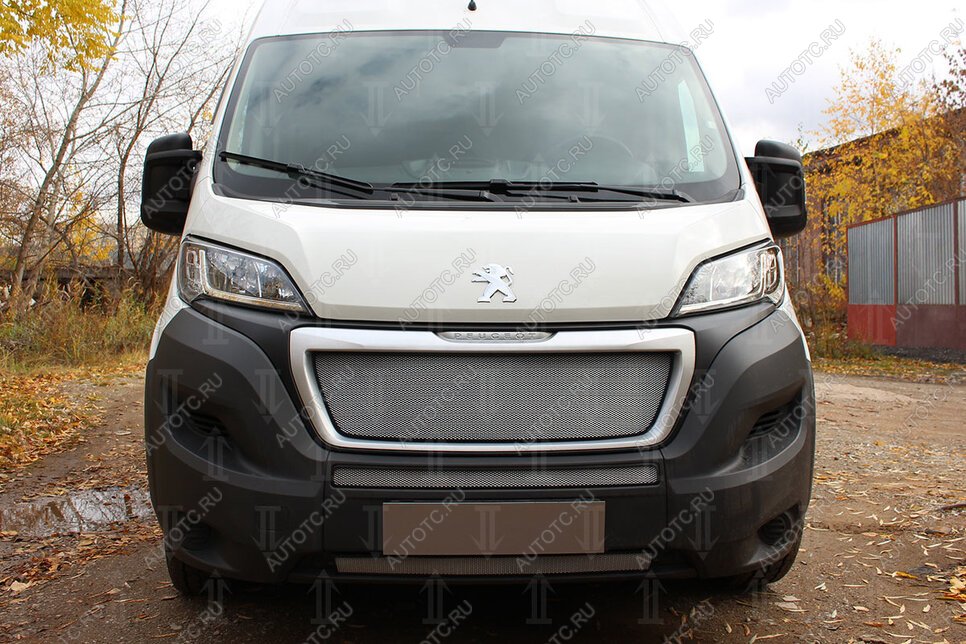 4 099 р. Защита радиатора (верх) Стрелка11 Стандарт  Peugeot Boxer  290 (2014-2025) (хром)  с доставкой в г. Воронеж