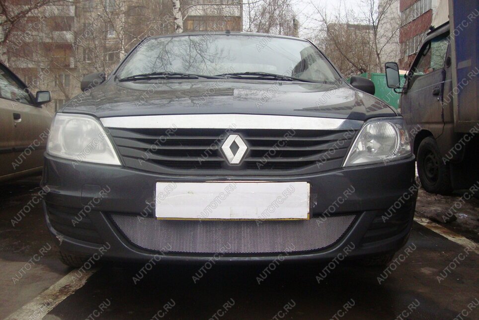 3 079 р. Защита радиатора Стрелка11 Стандарт  Renault Logan  1 (2010-2016) рестайлинг (хром)  с доставкой в г. Воронеж