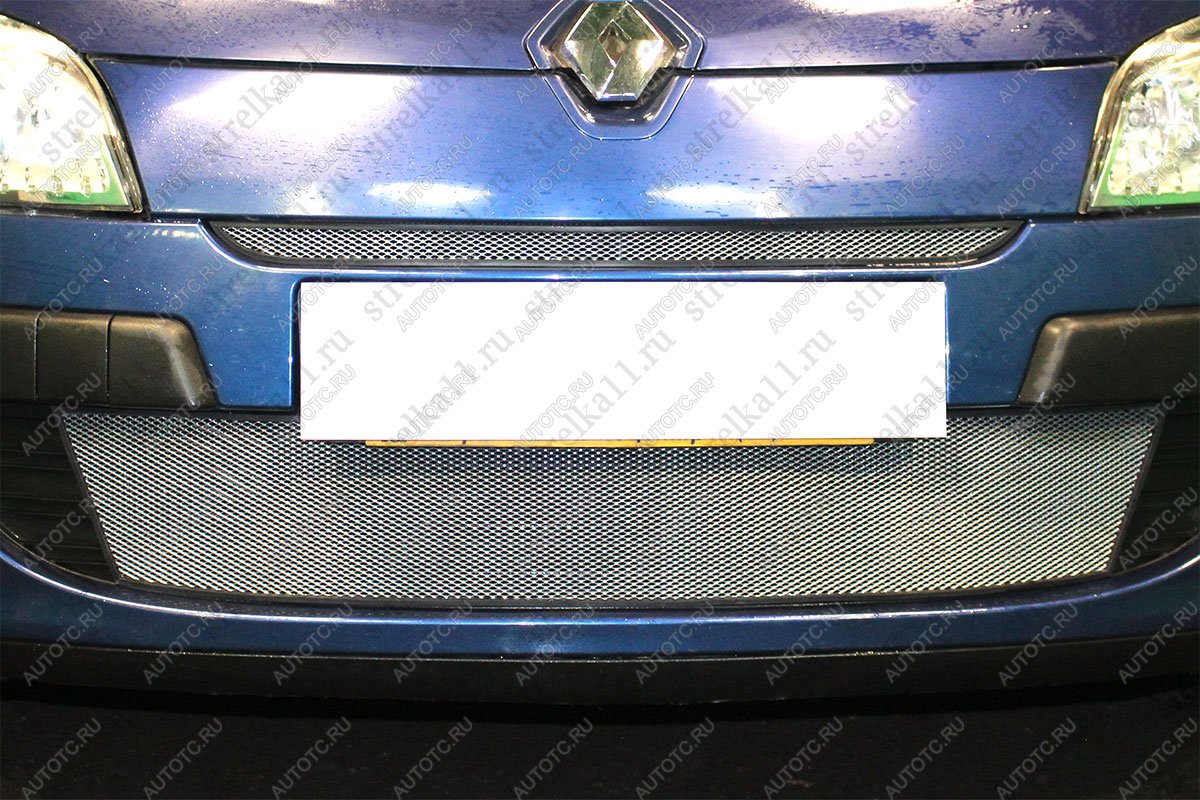 3 079 р. Защита радиатора (низ) Стандарт  Renault Megane  седан (2008-2012)  дорестайлинг (хром)  с доставкой в г. Воронеж