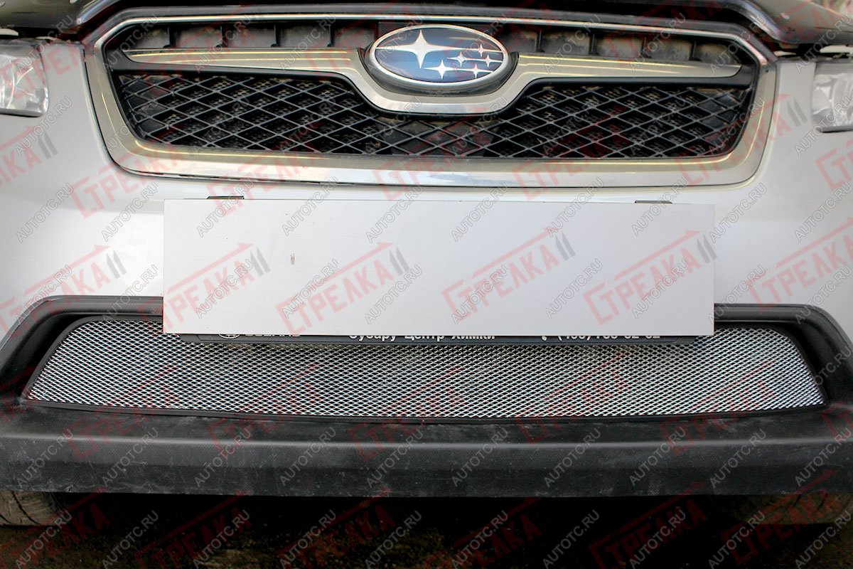 3 179 р. Защита радиатора Стрелка11 Стандарт  Subaru XV  GP/G33 (2012-2016) дорестайлинг (хром)  с доставкой в г. Воронеж