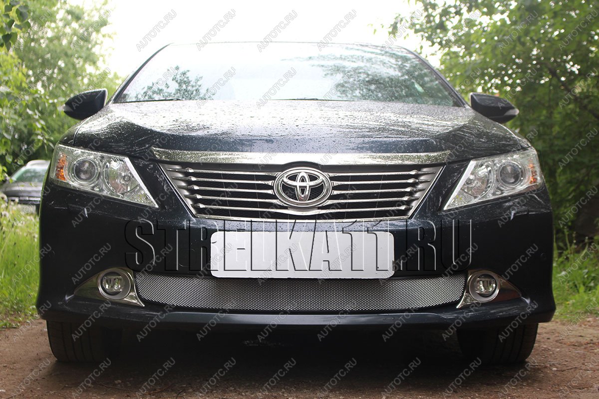 3 149 р. Защита радиатора Стрелка11 Стандарт  Toyota Camry  XV50 (2011-2014) дорестайлинг (хром)  с доставкой в г. Воронеж