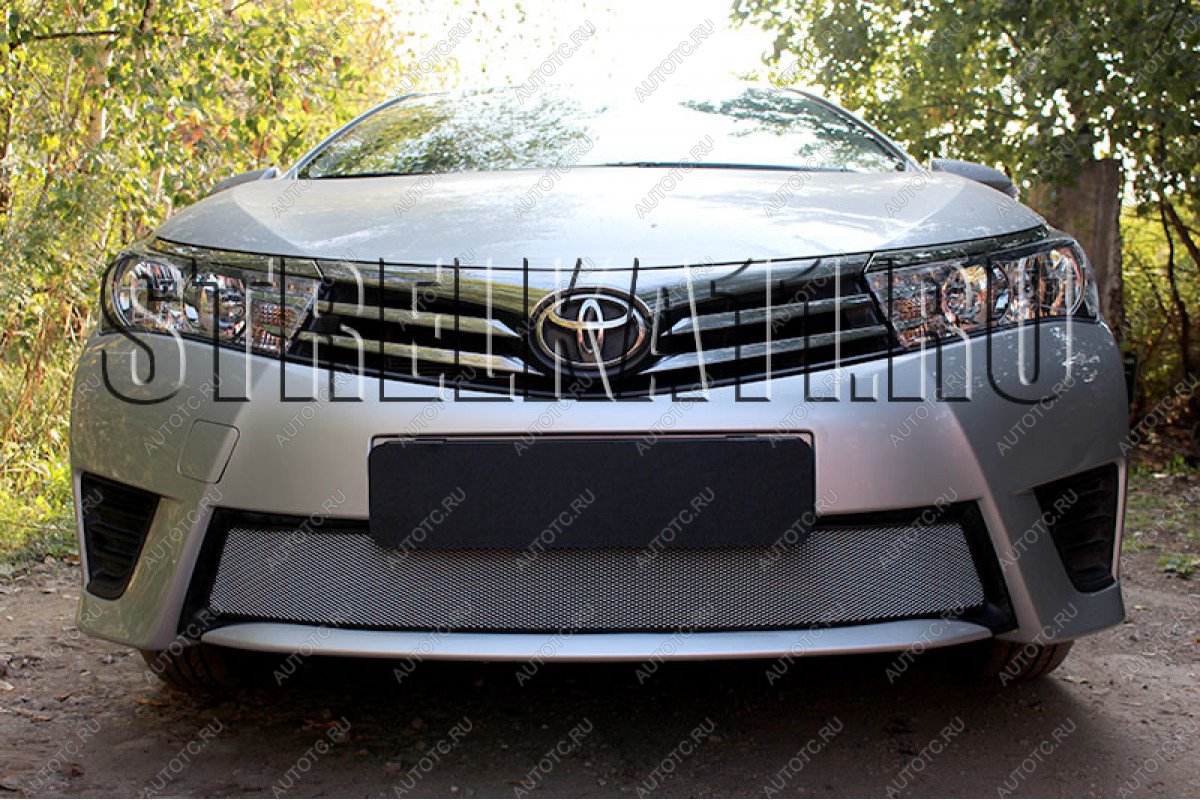 3 199 р. Защита радиатора Стрелка11 Стандарт  Toyota Corolla  E180 (2013-2016) дорестайлинг (хром)  с доставкой в г. Воронеж