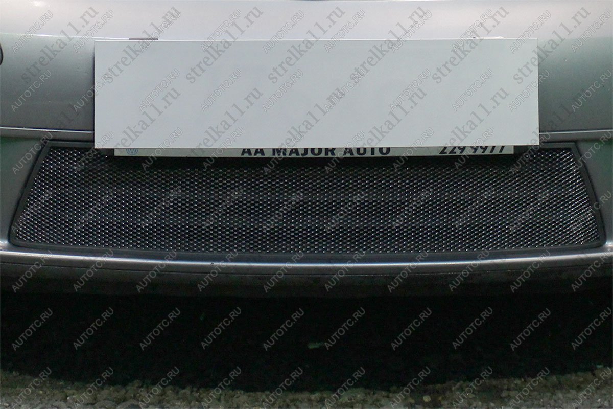 2 899 р. Защита радиатора Стрелка11 Стандарт  Volkswagen Golf Plus  5 (2004-2009) (черная)  с доставкой в г. Воронеж