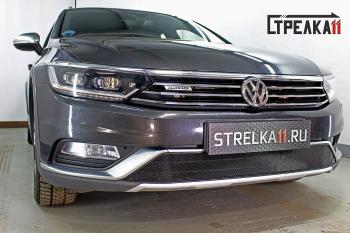 2 999 р. Защита радиатора (низ) (Alltrack 2.0) Стрелка11 Стандарт Volkswagen Passat B8 универсал дорестайлинг (2015-2019) (черная)  с доставкой в г. Воронеж. Увеличить фотографию 1