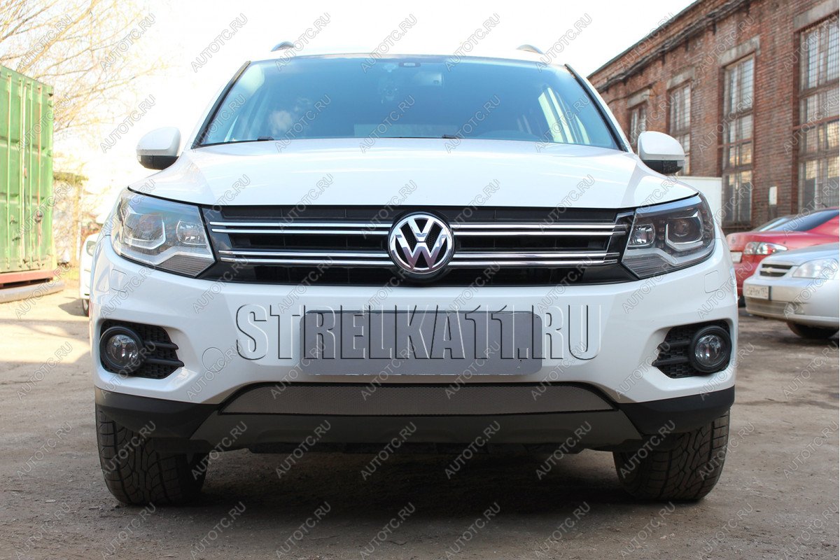 3 179 р. Защита радиатора (Track&Field) Стрелка11 Стандарт  Volkswagen Tiguan  NF (2011-2017) рестайлинг (хром)  с доставкой в г. Воронеж