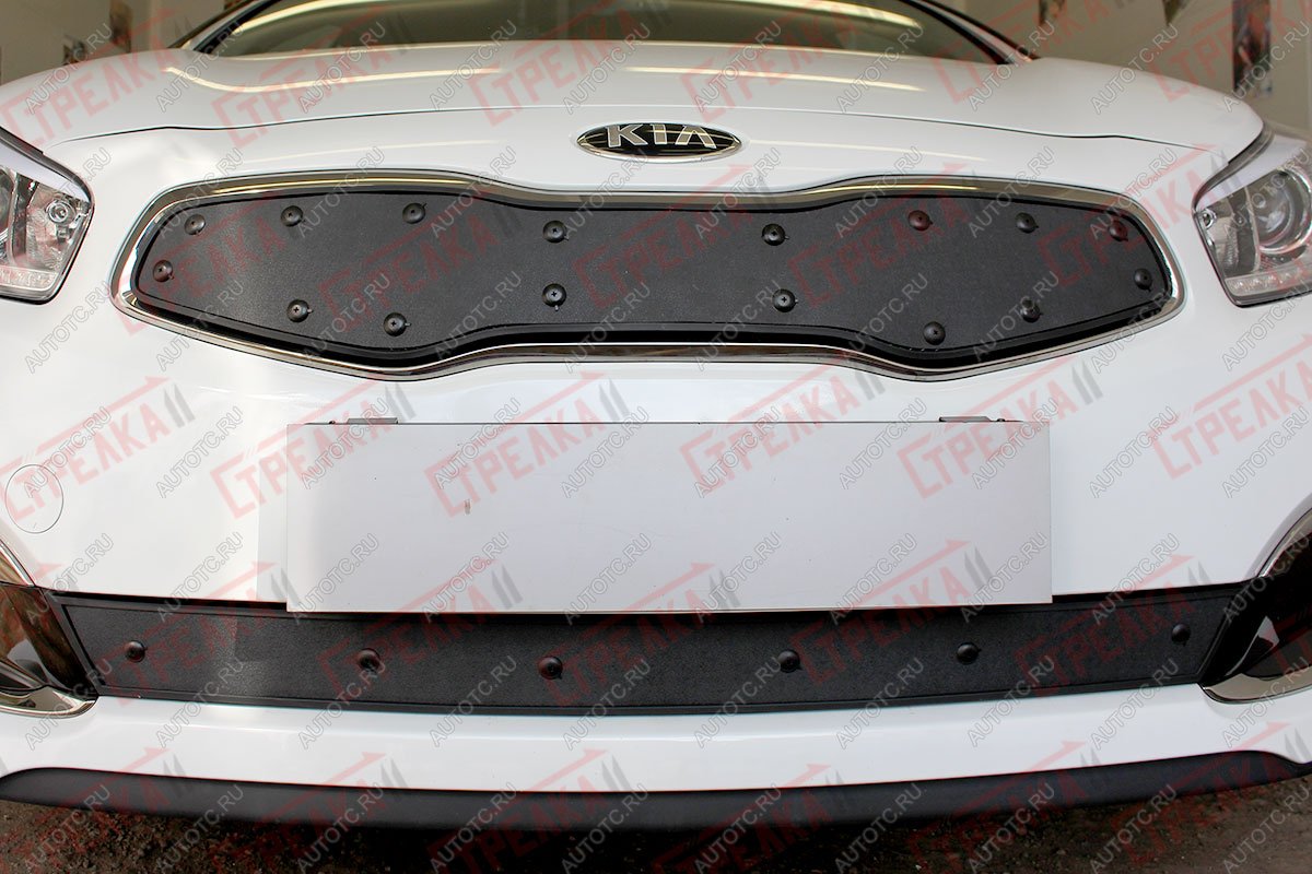 759 р. Зимняя заглушка решетки радиатора (верх) (Comfort, Classic) Стрелка11  KIA Ceed  2 JD (2015-2018) рестайлинг универсал (черная)  с доставкой в г. Воронеж