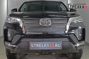 3 299 р. Зимняя защита на стяжке (верх 7 частей) Стрелка11  Toyota Fortuner  AN160 (2020-2025) рестайлинг (черная)  с доставкой в г. Воронеж. Увеличить фотографию 1