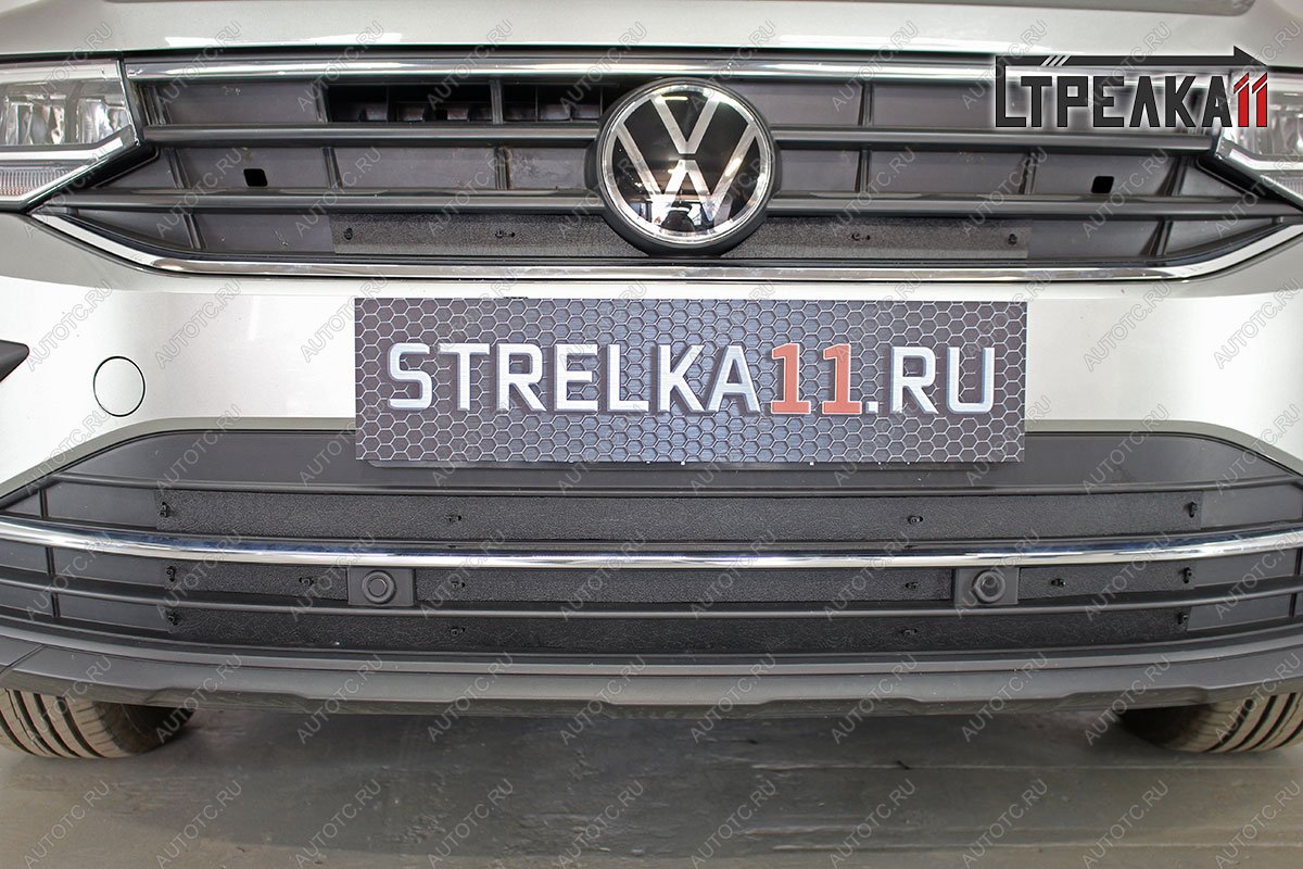 1 399 р. Зимняя защита на стяжке (верх 2 части) Стрелка11  Volkswagen Tiguan  Mk2 (2020-2022) рестайлинг (черная)  с доставкой в г. Воронеж