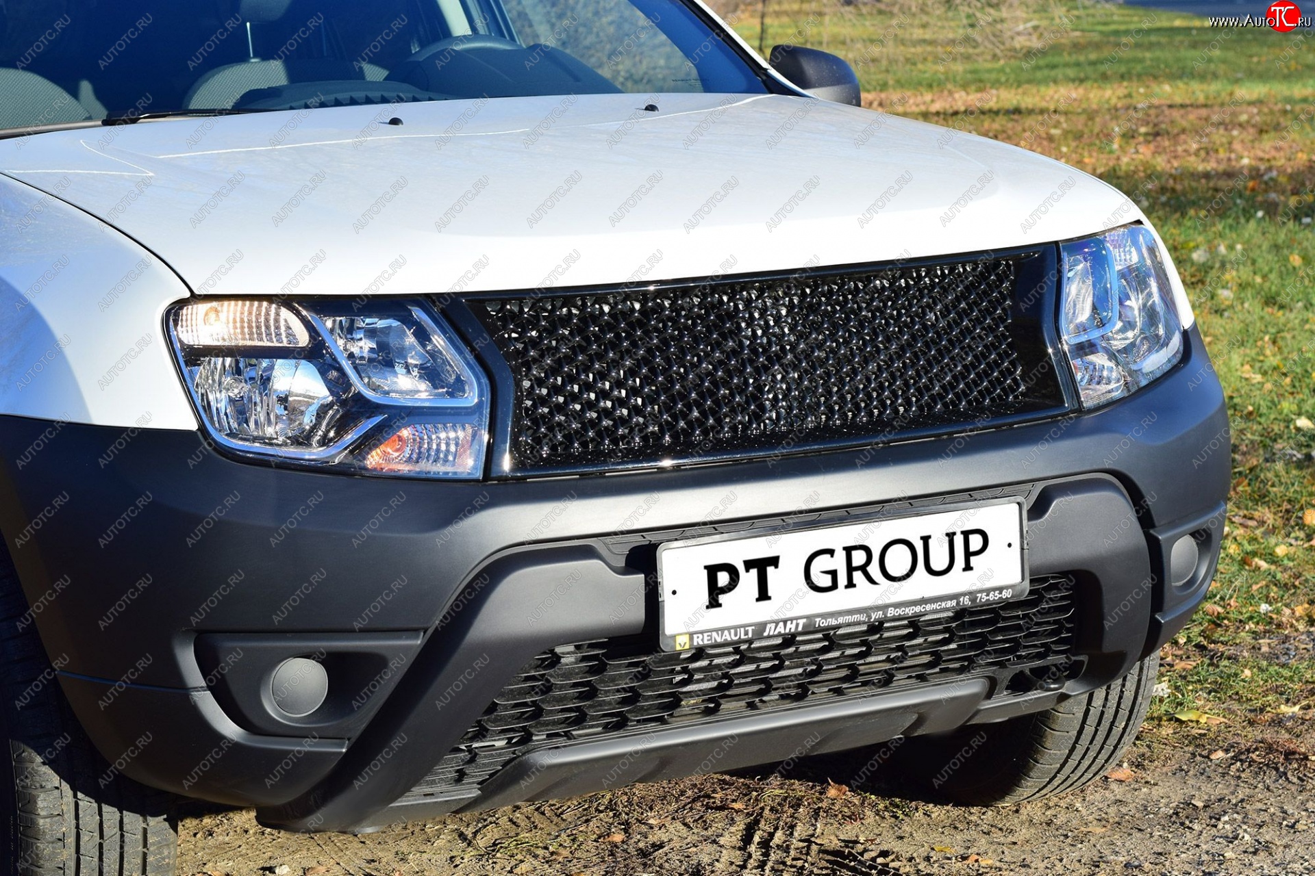 8 669 р. Решетка радиатора Petroil Tuning  Renault Duster  HS (2010-2015) дорестайлинг (Неокрашенная)  с доставкой в г. Воронеж