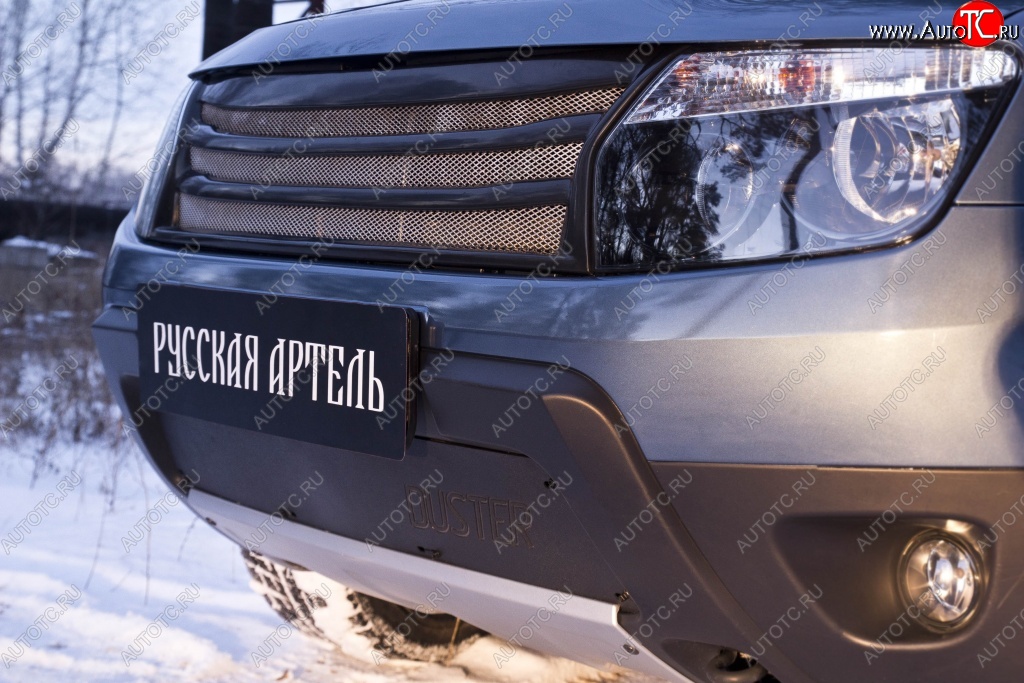 1 229 р. Зимняя заглушка решетки переднего бампера (с обвесом без дхо) РА Renault Duster HS дорестайлинг (2010-2015)  с доставкой в г. Воронеж