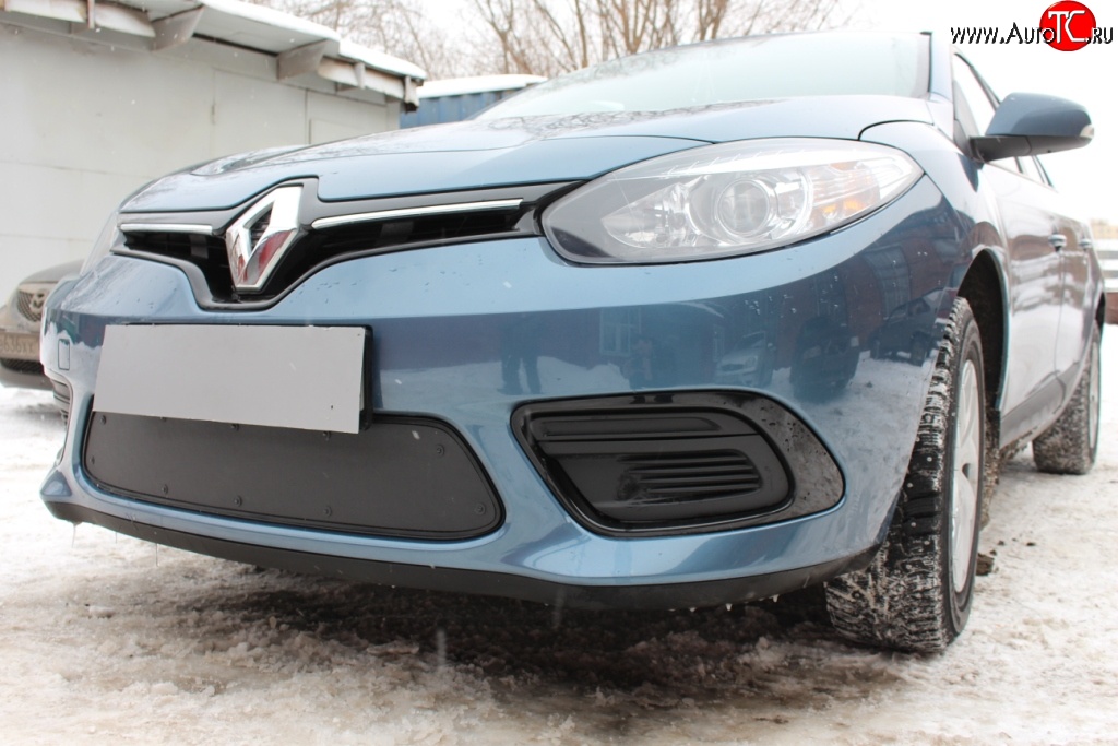 1 469 р. Сетка на бампер Russtal (черная) Renault Fluence дорестайлинг (2010-2012)  с доставкой в г. Воронеж