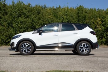24 649 р. Защита порогов из трубы Ø63 Petroil Tuning Renault Kaptur рестайлинг (2020-2025) (Нержавеющая полированная сталь)  с доставкой в г. Воронеж. Увеличить фотографию 2