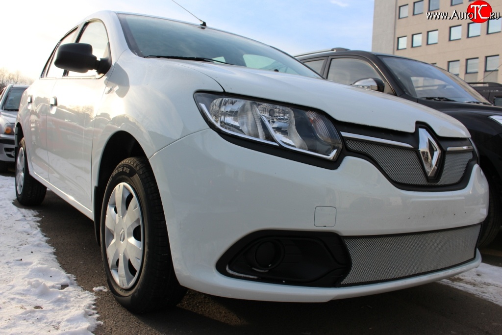 1 539 р. Нижняя сетка на бампер Russtal (хром) Renault Logan 2 дорестайлинг (2014-2018)  с доставкой в г. Воронеж