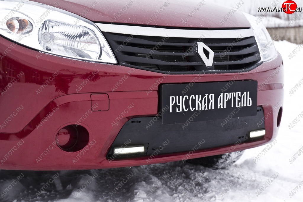 1 129 р. Зимняя заглушка решетки переднего бампера (с ДХО) РА  Renault Sandero  (BS) (2009-2014)  с доставкой в г. Воронеж