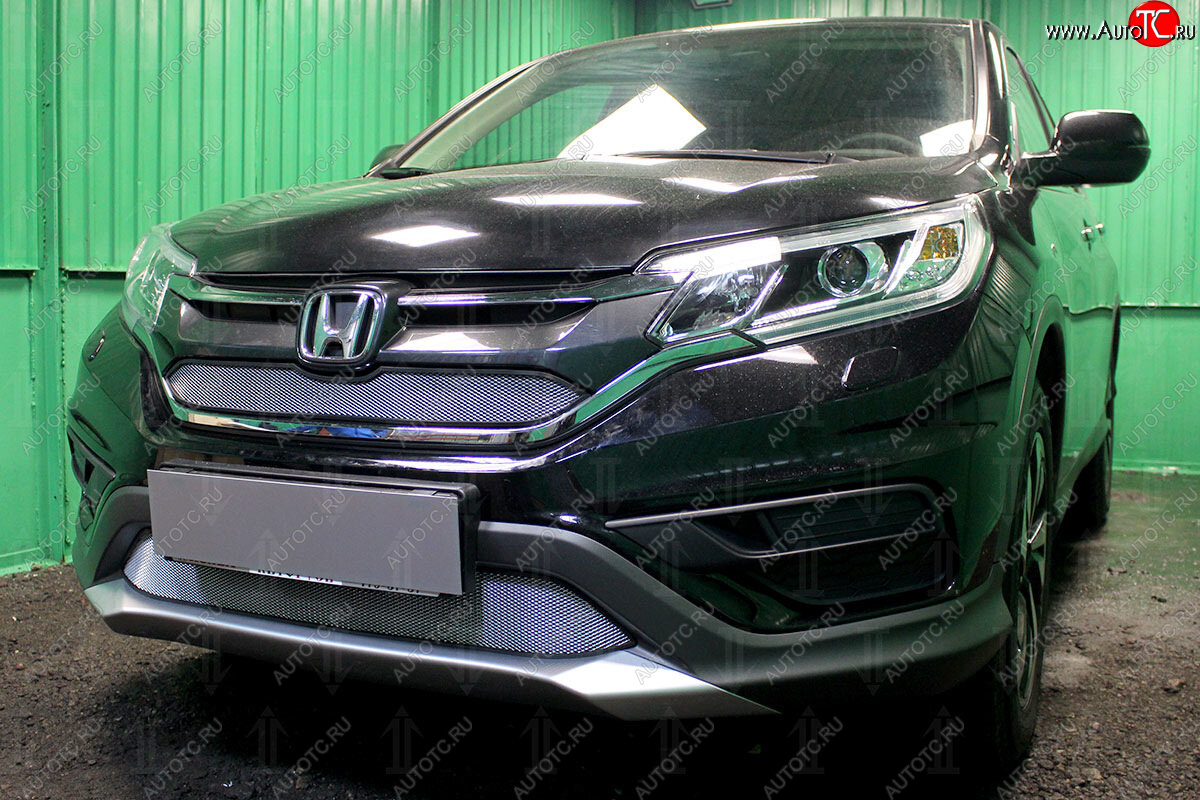 3 079 р.           Защита радиатора Honda CR-V IV 2015-2017 2.0 chrome низ  Honda CR-V  RM1,RM3,RM4 (2014-2018) рестайлинг (хром)  с доставкой в г. Воронеж