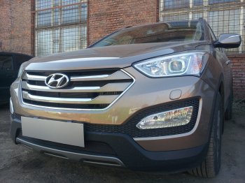 2 899 р.           Защита радиатора Hyundai Santa Fe 2012-2015 black  Hyundai Santa Fe  DM (2012-2016) дорестайлинг (черная)  с доставкой в г. Воронеж. Увеличить фотографию 1