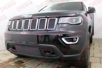 4 299 р. Защитная сетка радиатора в бампер (ячейка 4х10 мм, Laredo, Limited, Trailhawk) Стрелка11 Премиум Jeep Grand Cherokee WK2 2-ой рестайлинг (2017-2022) (черная)  с доставкой в г. Воронеж. Увеличить фотографию 2