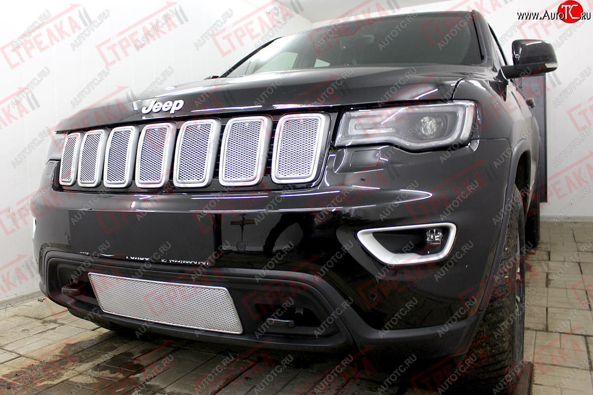 4 299 р.           Защита радиатора Jeep Grand Cherokee (WK2) IV 2018- рестайлинг (Laredo, Limited, Trailhawk) chrome низ PREMIUM  Jeep Grand Cherokee  WK2 (2017-2022) 2-ой рестайлинг (хром)  с доставкой в г. Воронеж