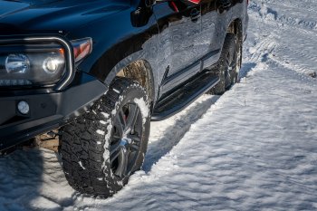 62 039 р. Защита порогов с подножкой (на а/м без гидроподвески) РИФ Toyota Land Cruiser 200 дорестайлинг (2007-2012)  с доставкой в г. Воронеж. Увеличить фотографию 3