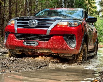 24 999 р. Площадка под лебёдку РИФ (в штатный бампер)  Toyota Fortuner  AN160 (2015-2025) дорестайлинг, рестайлинг  с доставкой в г. Воронеж. Увеличить фотографию 2