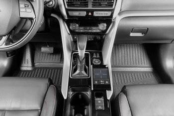 1 199 р. Коврики салона (полиуретан) TRIUMF 3D Toyota Highlander XU50 дорестайлинг (2013-2017) (Чёрные)  с доставкой в г. Воронеж. Увеличить фотографию 3