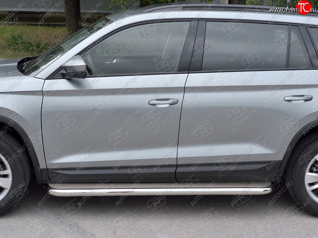 39 999 р. Порожки для ног (Ø63) SLITKOFF  Skoda Kodiaq  NU7 (2017-2021) дорестайлинг (лист - нержавейка, профиль - нержавейка)  с доставкой в г. Воронеж