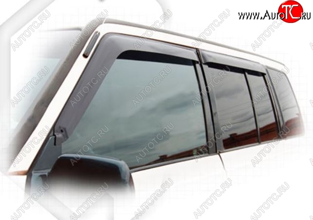 2 079 р. Дефлектора окон CA-Plastiс (С объемом двигателя 2 л.и более)  Suzuki Escudo  1 (1988-1997) дорестайлинг, рестайлинг (Classic полупрозрачный)  с доставкой в г. Воронеж