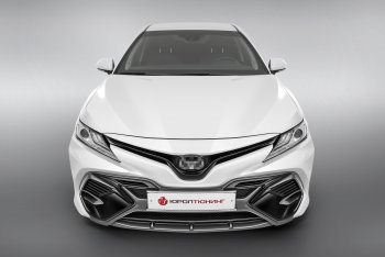 16 999 р. Накладка в центральный воздухозаборник переднего бампера Harius  Toyota Camry  XV70 (2017-2021) дорестайлинг (Неокрашенная)  с доставкой в г. Воронеж. Увеличить фотографию 1