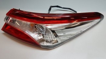 35 299 р. Правый фонарь задний внешний Original  Toyota Camry  XV70 (2017-2021) дорестайлинг  с доставкой в г. Воронеж. Увеличить фотографию 1