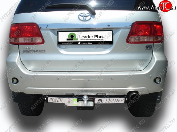 9 099 р. Фаркоп Лидер Плюс (с нержавеющей пластиной).  Toyota Fortuner  AN50/AN60 (2004-2008) дорестайлинг (Без электропакета)  с доставкой в г. Воронеж