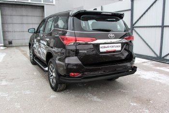 15 899 р. Защита заднего бампера Slitkoff (Ø 76+42, двойная, уголки)  Toyota Fortuner  AN160 (2015-2020) дорестайлинг (Сталь с полимерным покрытием. Цвет: черный)  с доставкой в г. Воронеж. Увеличить фотографию 1