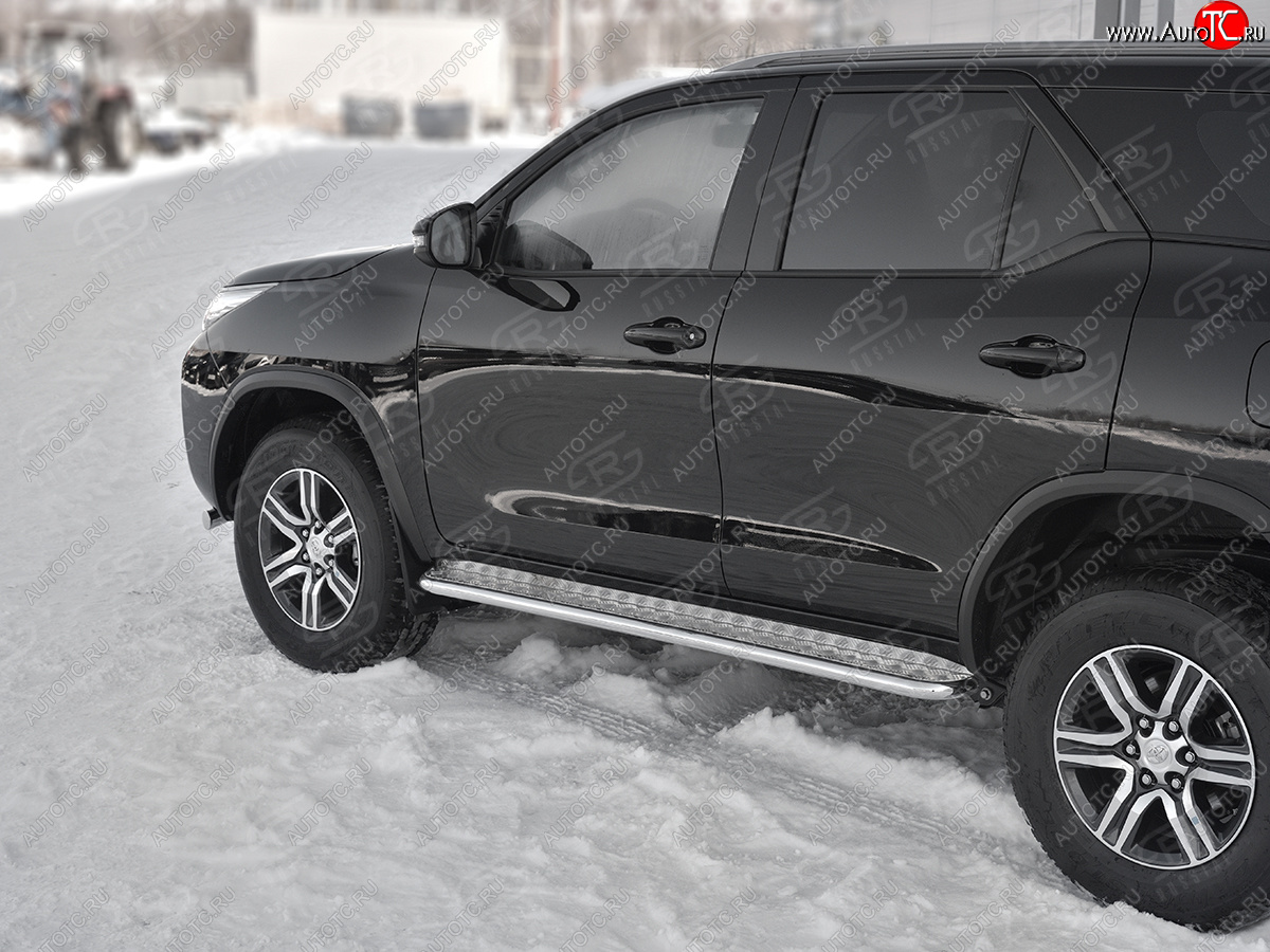 24 649 р. Порожки для ног SLITKOFF (Ø42 мм)  Toyota Fortuner  AN160 (2020-2025) рестайлинг (лист - алюминий, профиль - нержавейка)  с доставкой в г. Воронеж