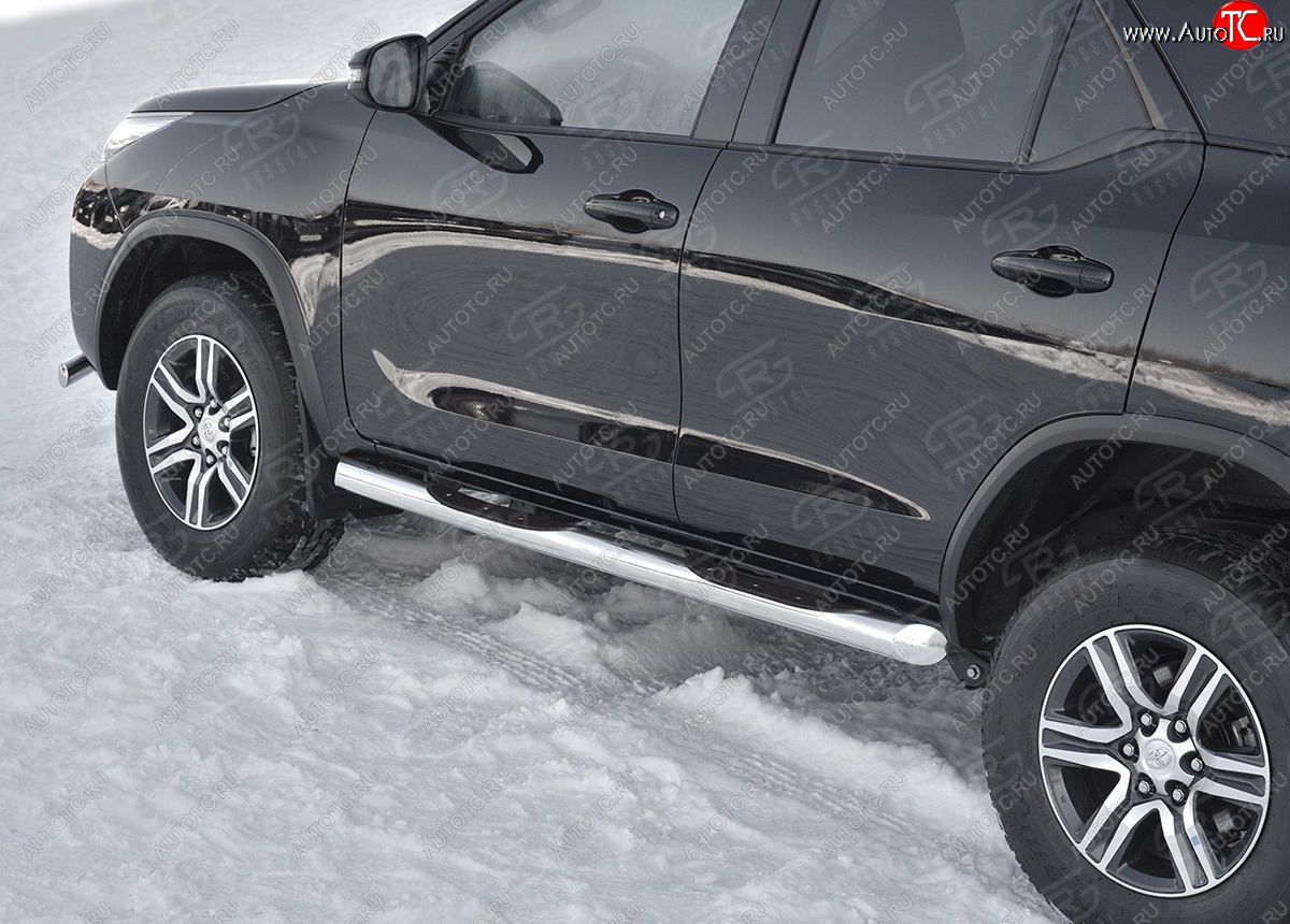 24 549 р. Защита порогов (Ø76 мм, с проступью) SLITKOFF  Toyota Fortuner  AN160 (2020-2025) рестайлинг (торцы со скосами 45°, полированная нержавейка)  с доставкой в г. Воронеж