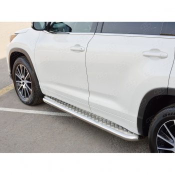32 849 р. Порожки для ног (Ø63) SLITKOFF  Toyota Highlander  XU50 (2013-2017) дорестайлинг (лист - алюминий, профиль - нержавейка)  с доставкой в г. Воронеж. Увеличить фотографию 2