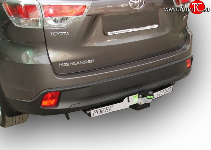 11 249 р. Фаркоп Лидер Плюс (с нержавеющей пластиной).  Toyota Highlander  XU50 (2013-2017) дорестайлинг (Без электропакета)  с доставкой в г. Воронеж