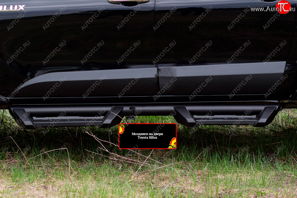 10 999 р. Молдинги дверей RA (комплект)  Toyota Hilux  AN120 (2016-2020) дорестайлинг (Поверхность шагрень)  с доставкой в г. Воронеж
