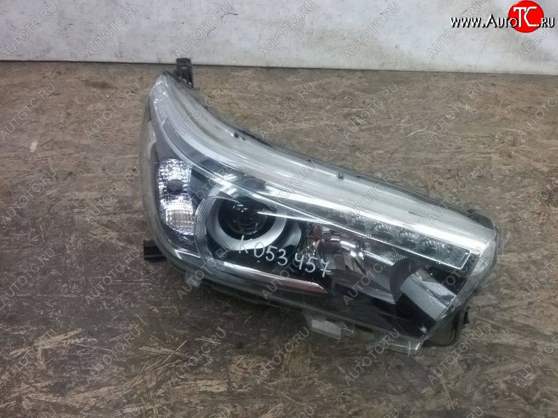 9 699 р. Правая фара SAT (диодная) Toyota Hilux AN120 дорестайлинг (2016-2020)  с доставкой в г. Воронеж