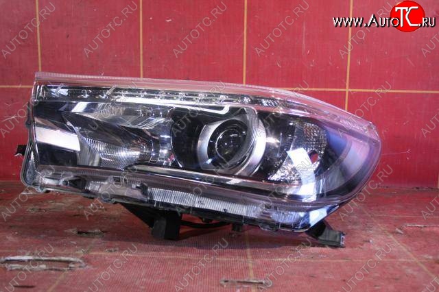 9 699 р. Левая фара SAT (с электрокорректором, диодная)  Toyota Hilux Revo (2015-2018) Double Cab дорестайлинг  с доставкой в г. Воронеж